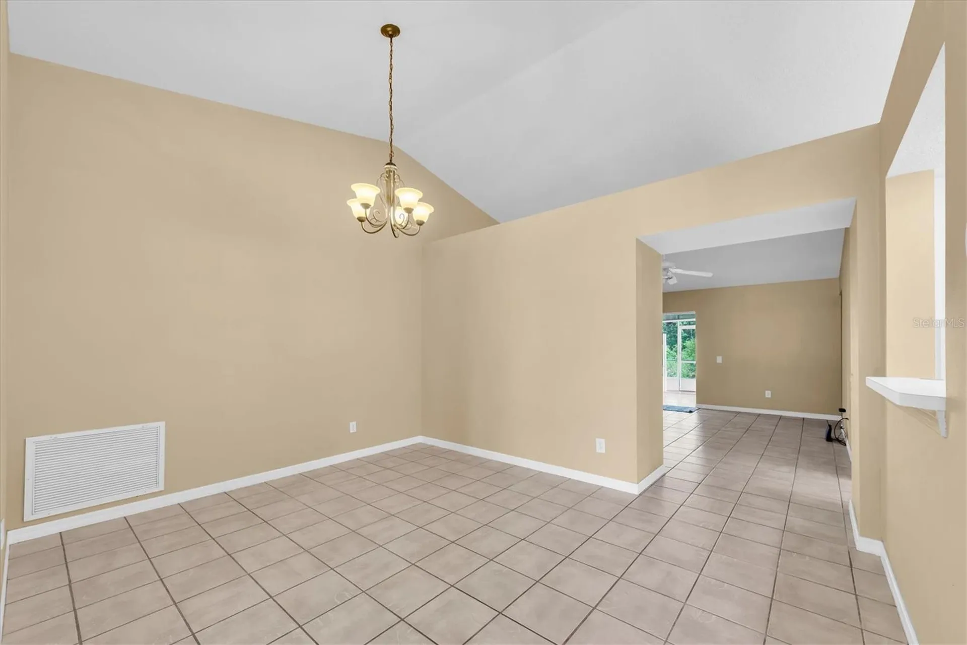 4704 Lighterwood Way Valrico FL 33596