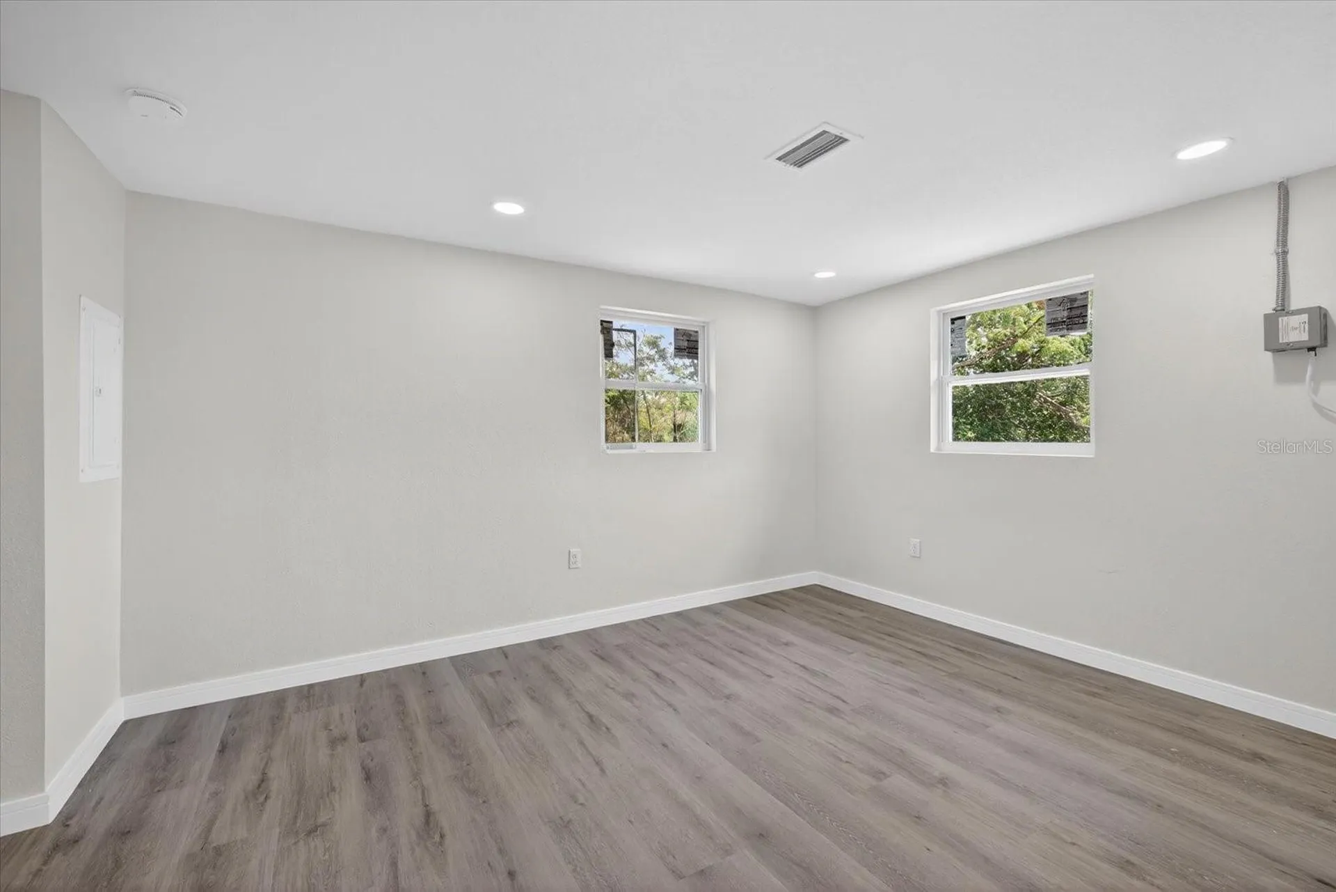 6334 Congress Street New Port Richey FL 34653