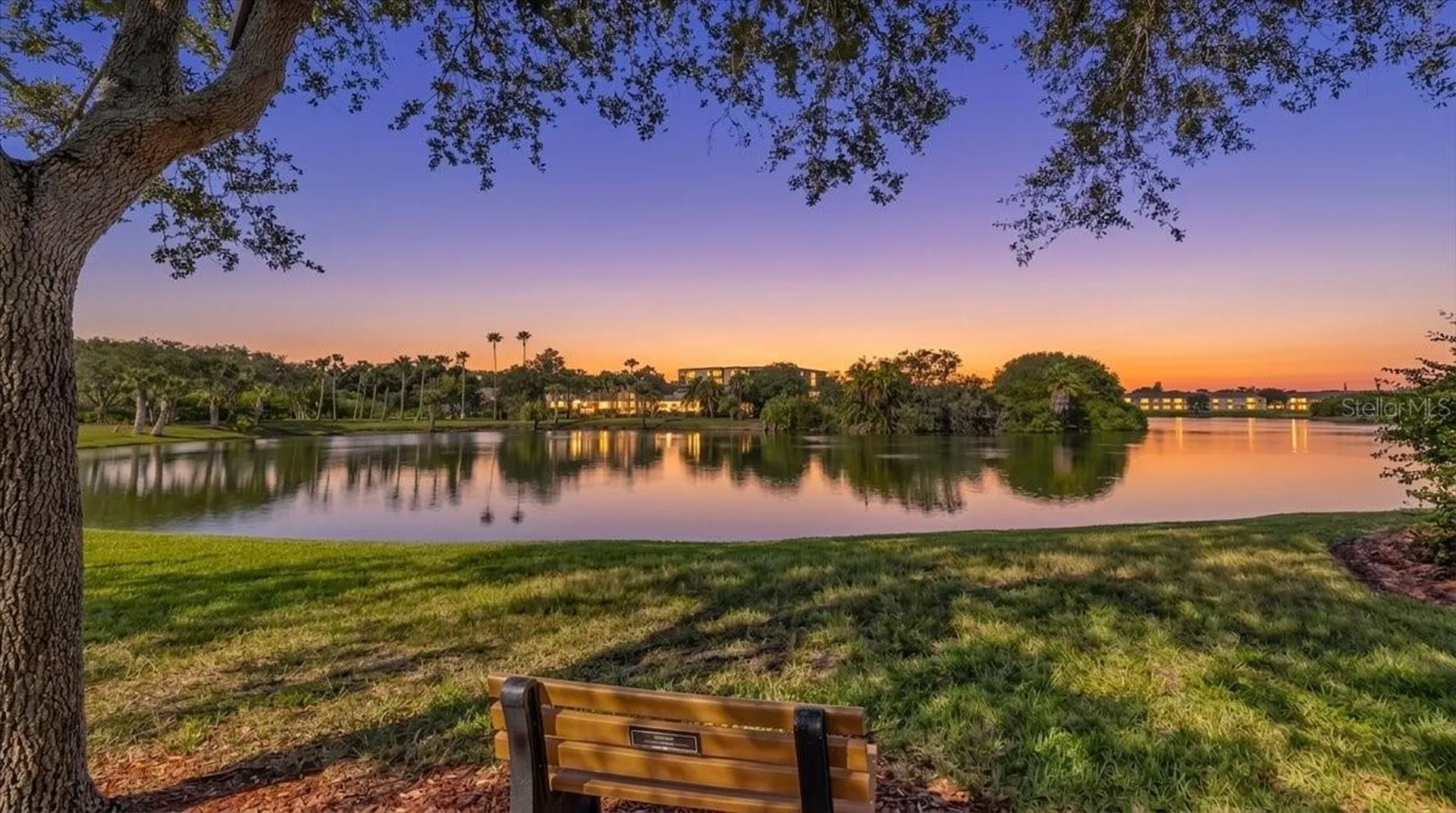 6425 Shoreline Drive St Petersburg FL 33708