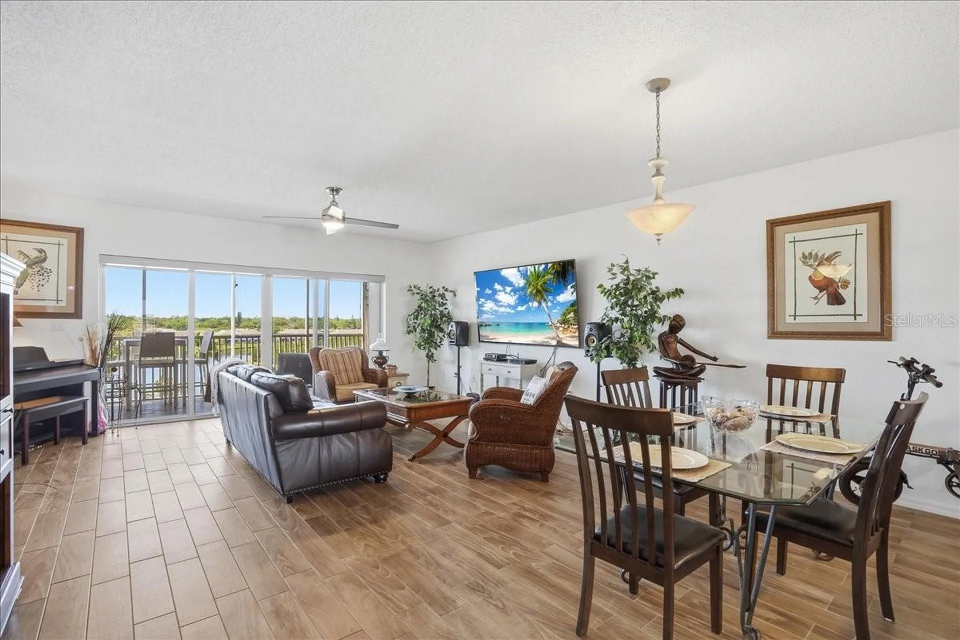 6425 Shoreline Drive St Petersburg FL 33708