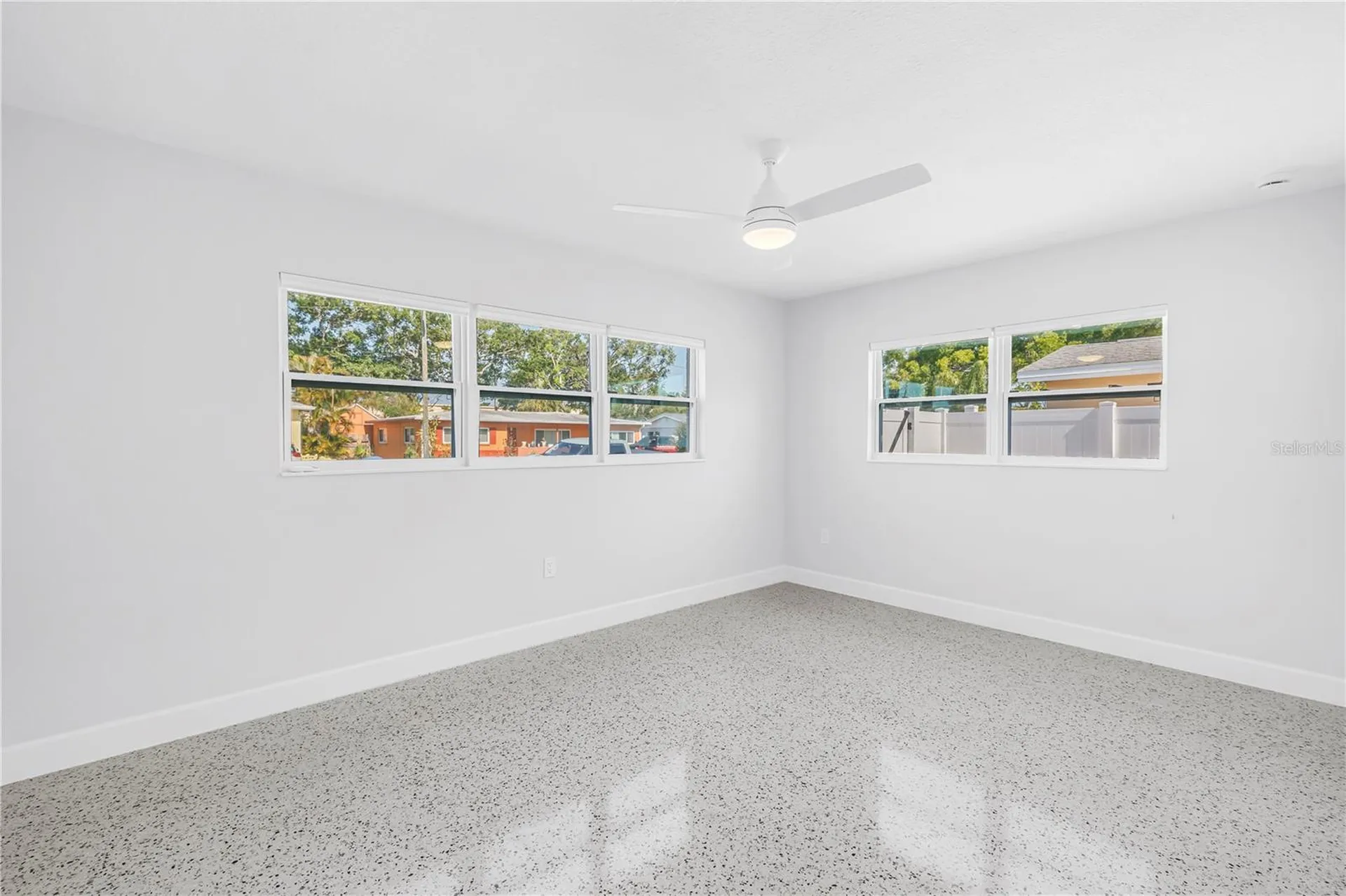 7443 2nd Street N St Petersburg FL 33702