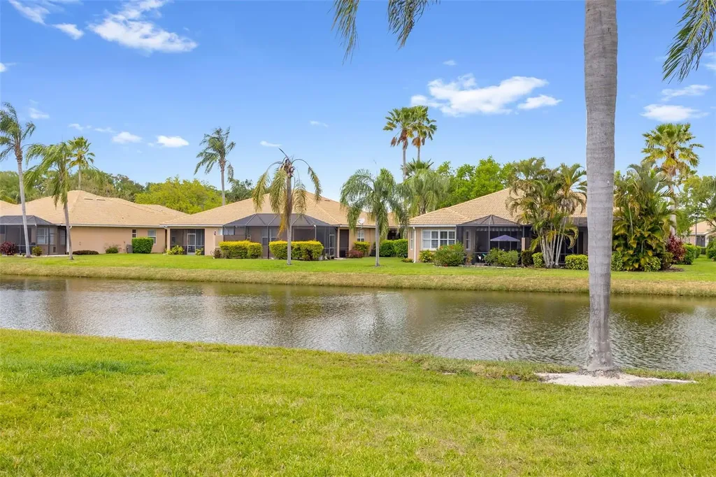 8323 Eagle Isles Place Bradenton FL 34212