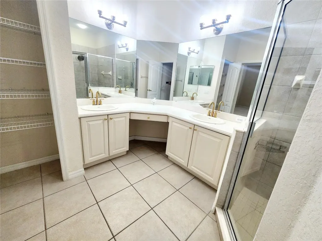 8323 Eagle Isles Place Bradenton FL 34212