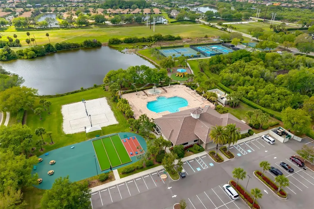 8323 Eagle Isles Place Bradenton FL 34212