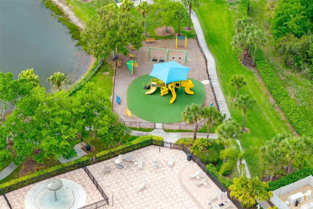 8323 Eagle Isles Place Bradenton FL 34212