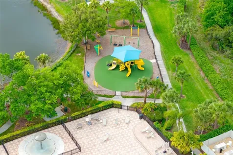 8323 Eagle Isles Place Bradenton FL 34212