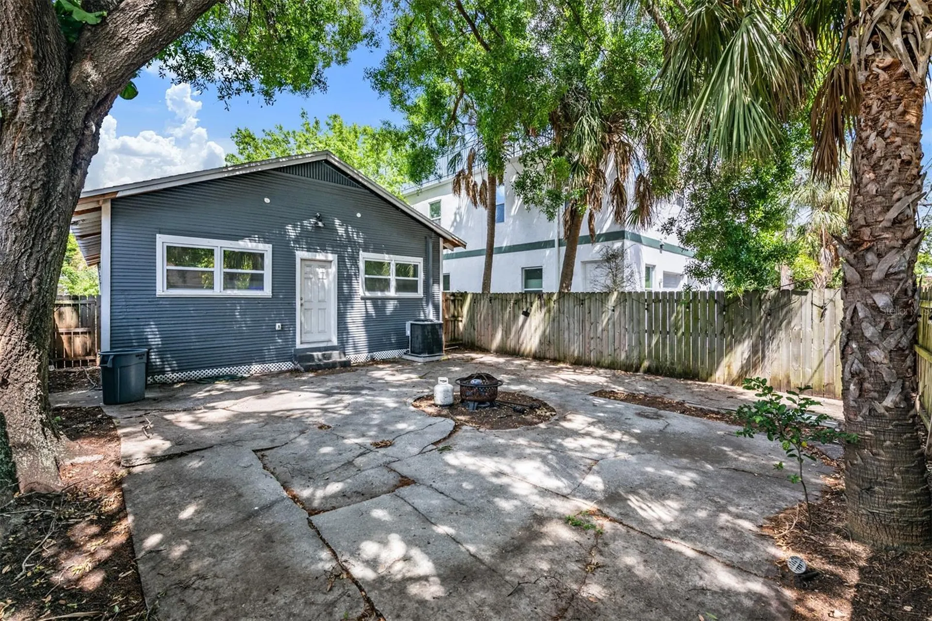 2334 W Spruce Street Tampa FL 33607