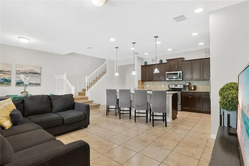 8811 Geneve Court Kissimmee FL 34747