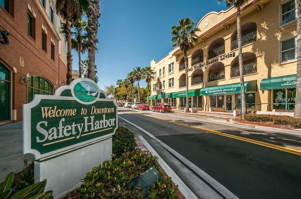 310 7th Street N Safety Harbor FL 34695
