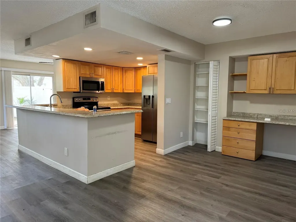 310 7th Street N Safety Harbor FL 34695