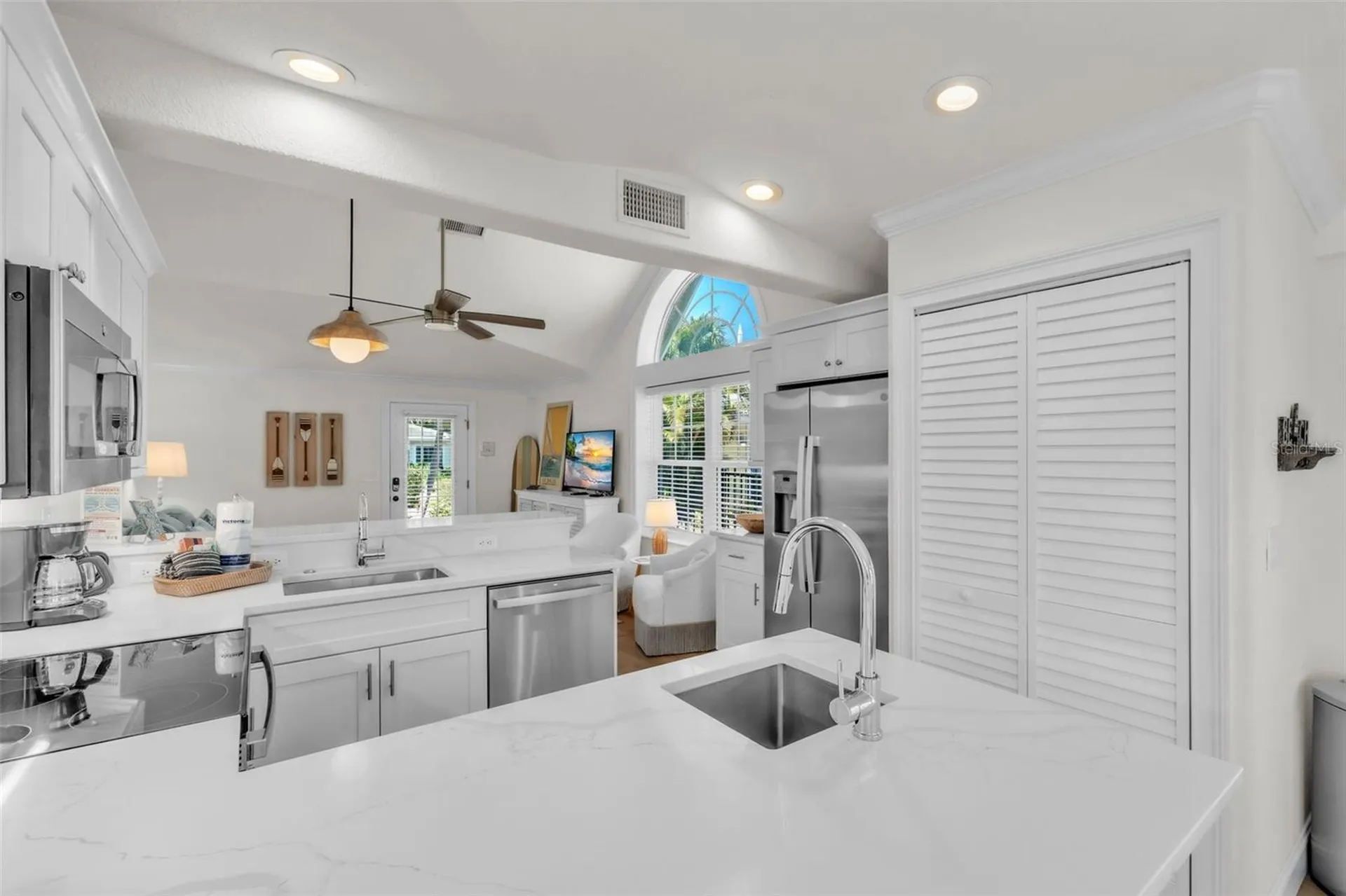 215 67th Street Holmes Beach FL 34217