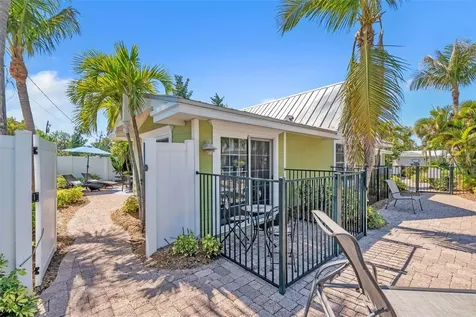 215 67th Street Holmes Beach FL 34217