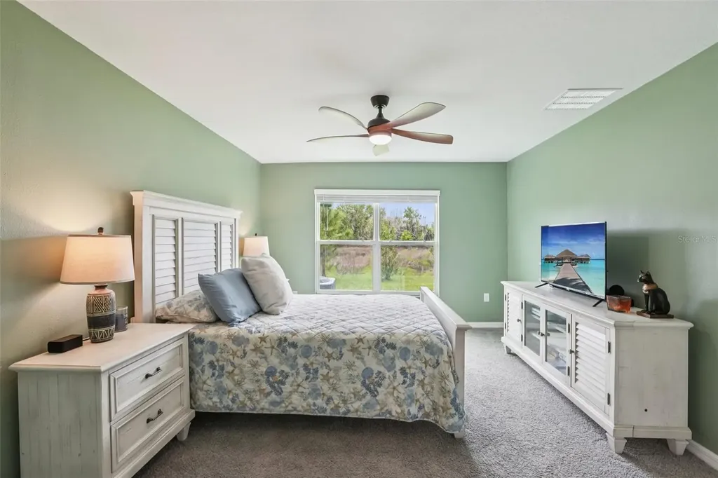 1804 Tahitian Sunrise Drive Plant City FL 33565