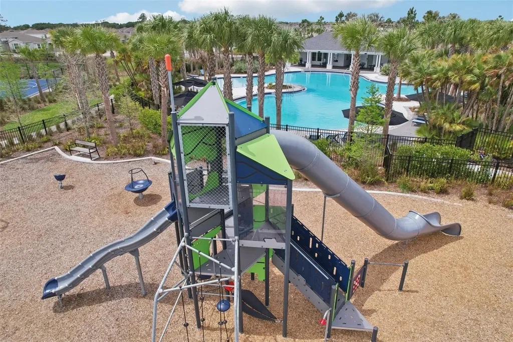1804 Tahitian Sunrise Drive Plant City FL 33565