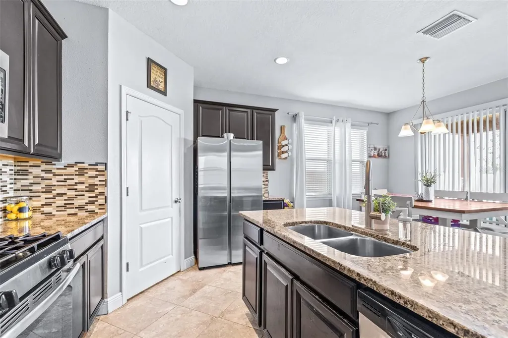 11150 Abaco Island Avenue Riverview FL 33579