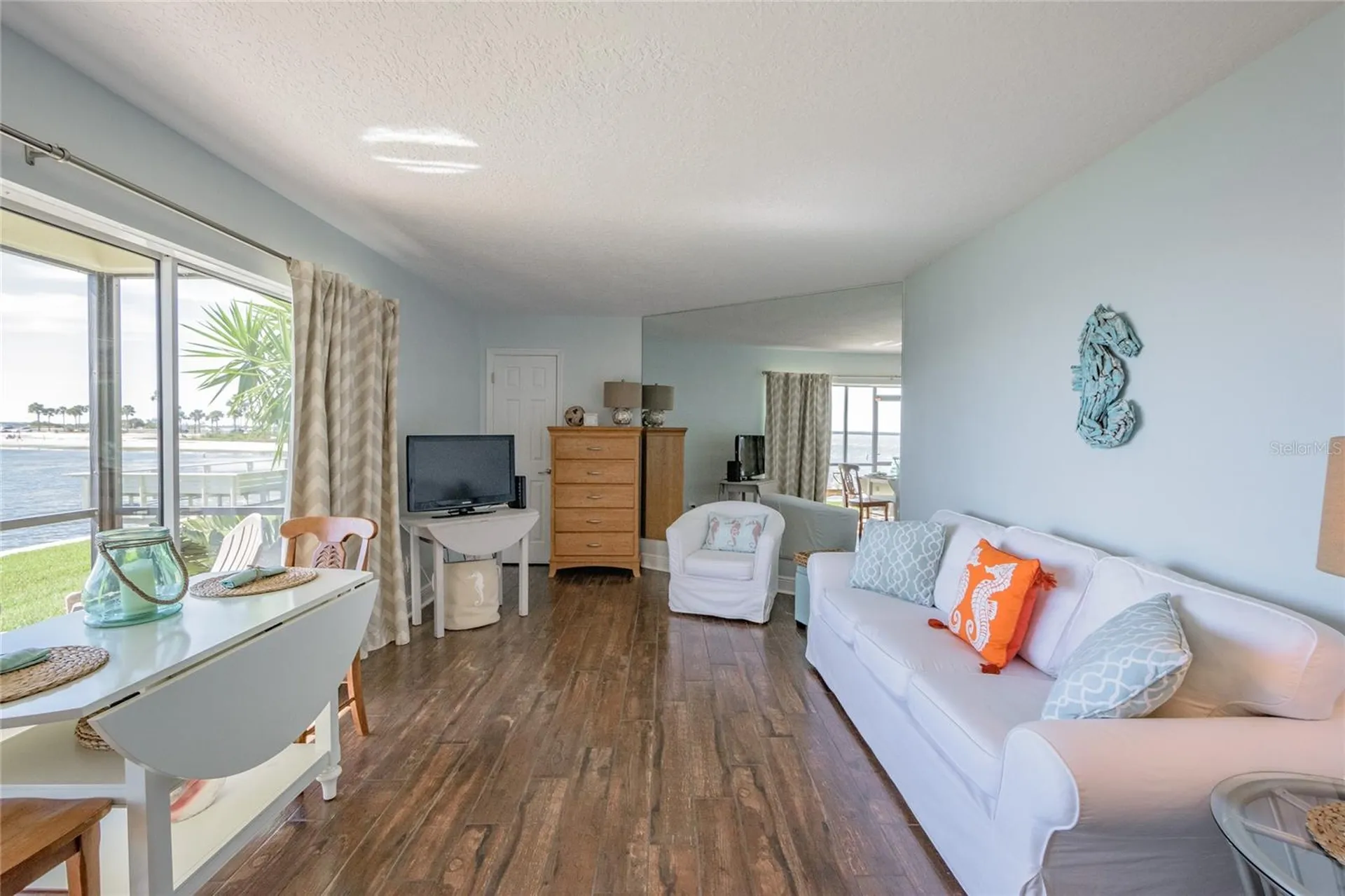 2566 Gary Circle Dunedin FL 34698