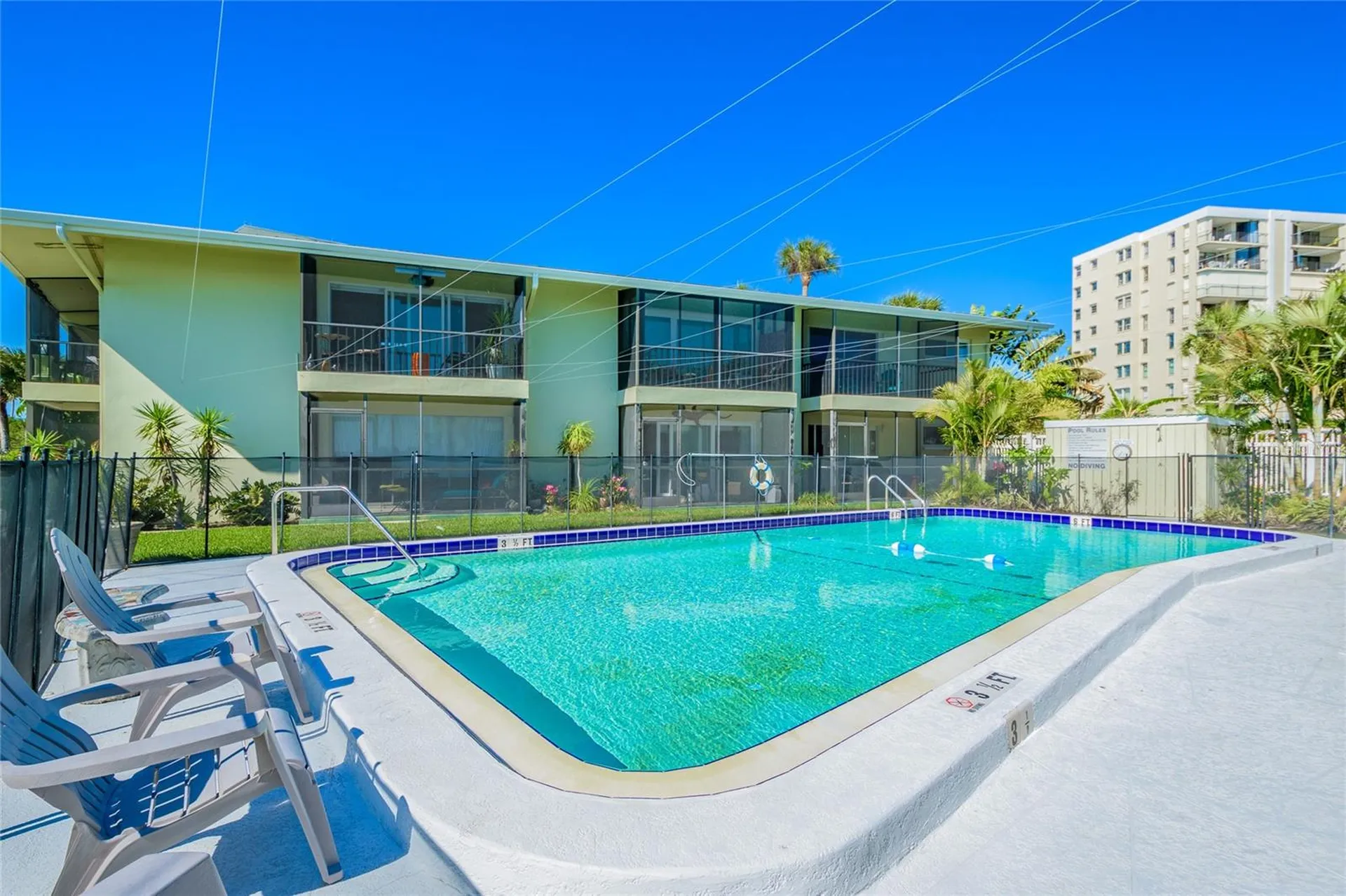 2566 Gary Circle Dunedin FL 34698