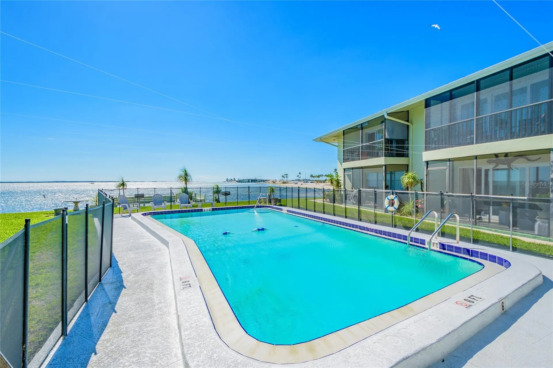 2566 Gary Circle Dunedin FL 34698