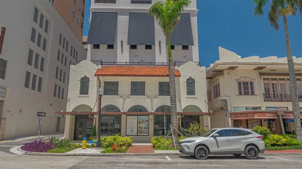 33 S Palm Avenue Sarasota FL 34236