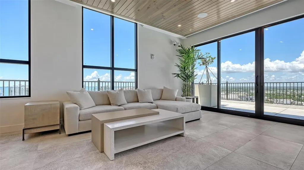 33 S Palm Avenue Sarasota FL 34236
