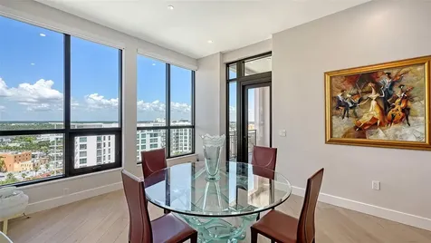 33 S Palm Avenue Sarasota FL 34236