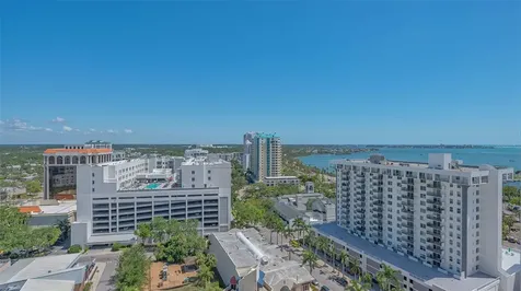 33 S Palm Avenue Sarasota FL 34236