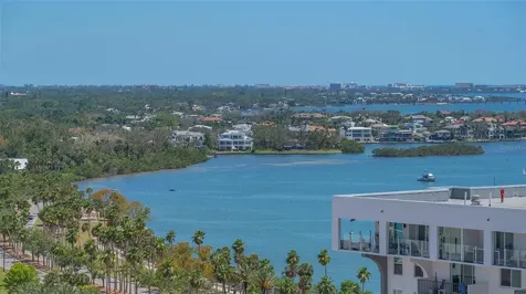 33 S Palm Avenue Sarasota FL 34236