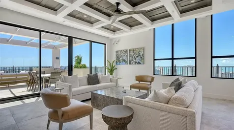 33 S Palm Avenue Sarasota FL 34236