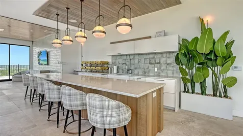 33 S Palm Avenue Sarasota FL 34236