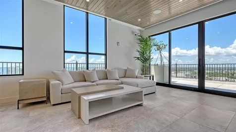 33 S Palm Avenue Sarasota FL 34236