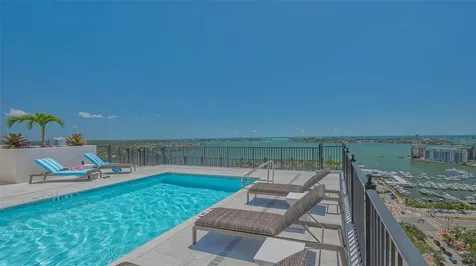 33 S Palm Avenue Sarasota FL 34236