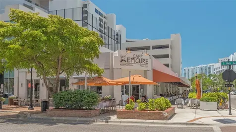 33 S Palm Avenue Sarasota FL 34236