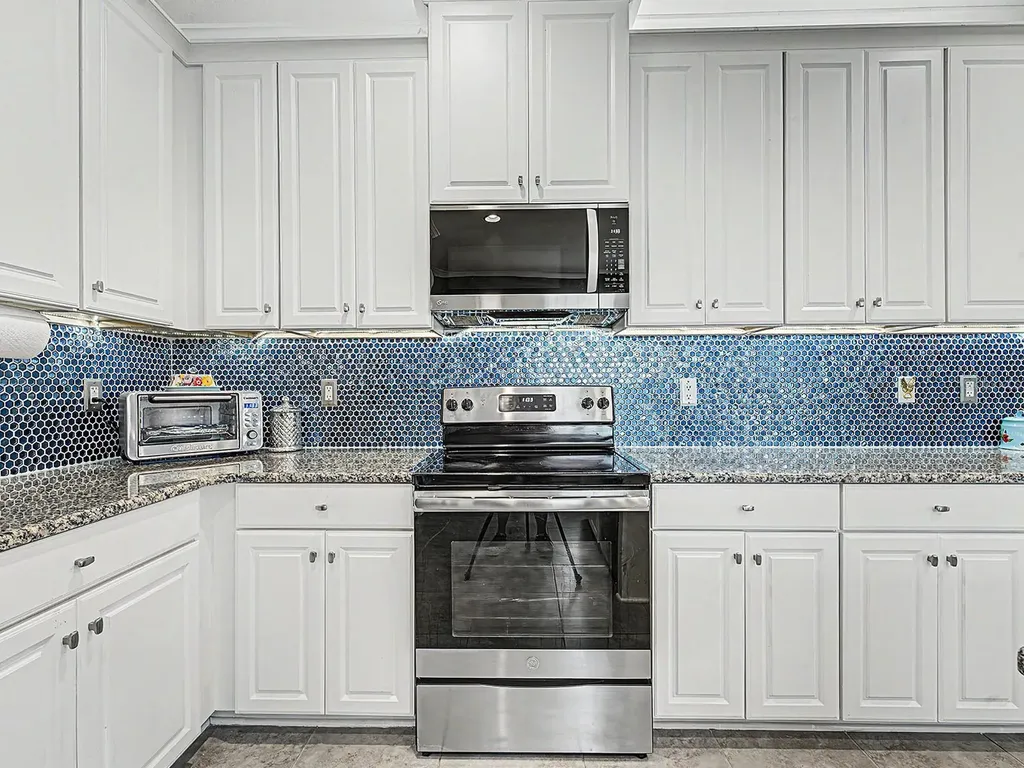 30959 Parrot Reef Court Wesley Chapel FL 33545