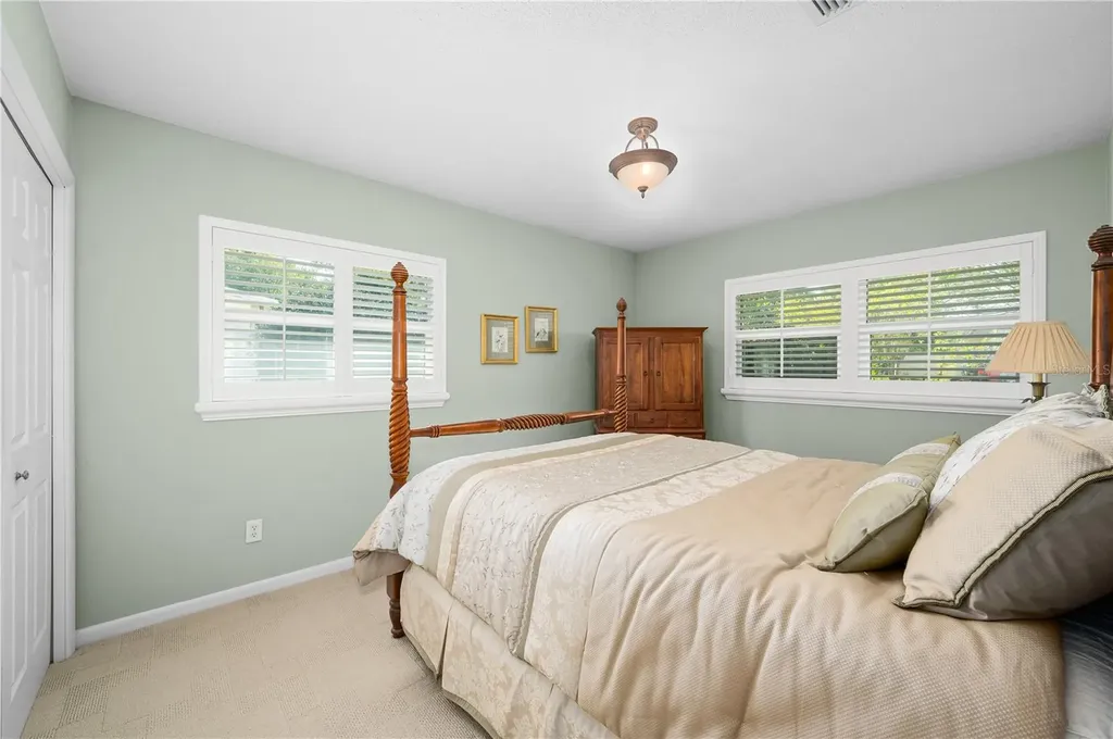 2138 NW 30th Place Gainesville FL 32605