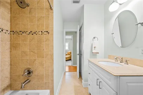 2138 NW 30th Place Gainesville FL 32605