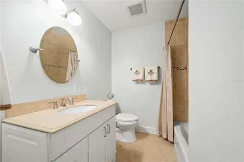 2138 NW 30th Place Gainesville FL 32605