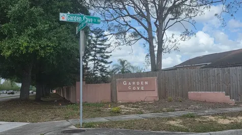 126 Garden Cove Court Orlando FL 32835