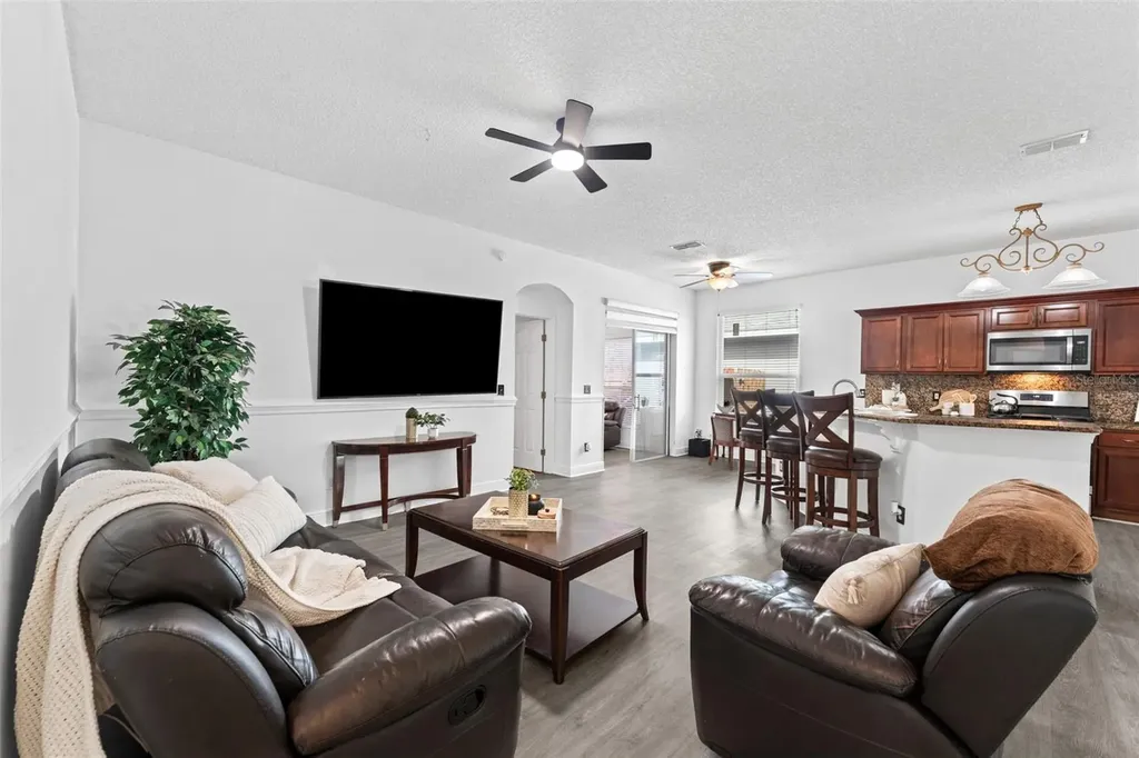 1114 Ballyshannon Parkway Orlando FL 32828