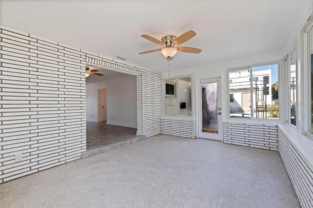 176 175th Avenue E Redington Shores FL 33708