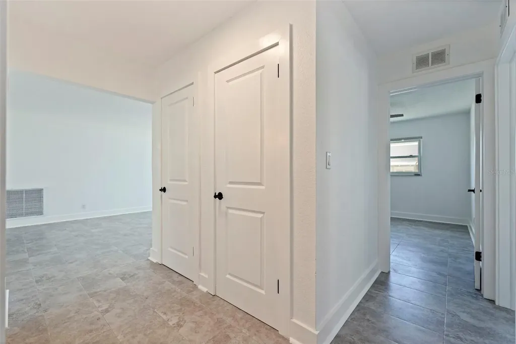 176 175th Avenue E Redington Shores FL 33708
