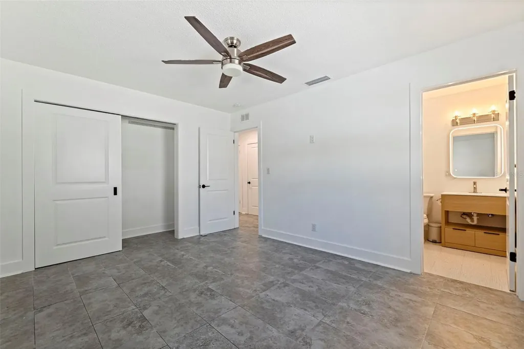 176 175th Avenue E Redington Shores FL 33708