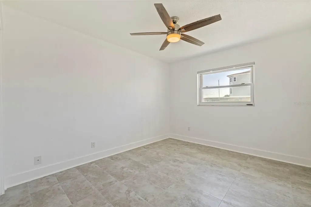 176 175th Avenue E Redington Shores FL 33708