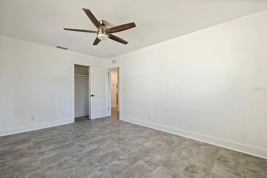 176 175th Avenue E Redington Shores FL 33708