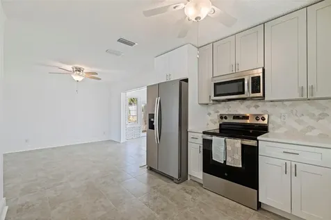 176 175th Avenue E Redington Shores FL 33708
