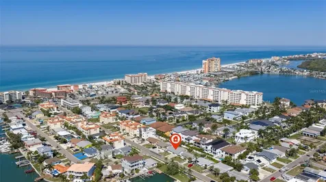 176 175th Avenue E Redington Shores FL 33708