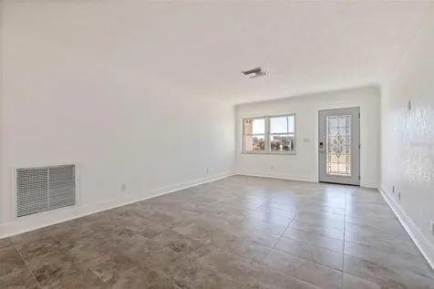 176 175th Avenue E Redington Shores FL 33708