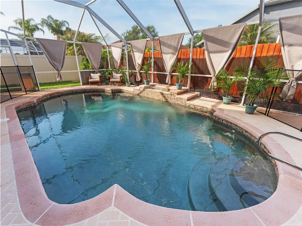 10017 Oxford Chapel Drive Tampa FL 33647