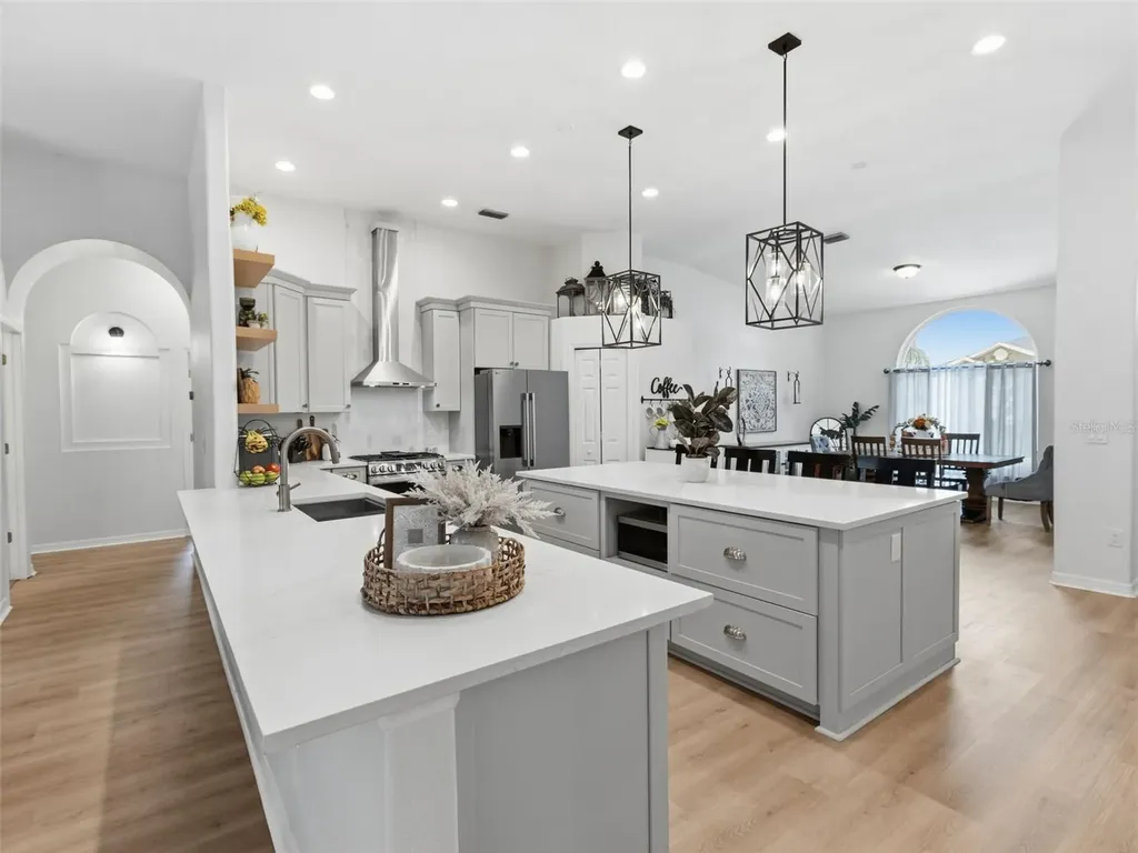 10017 Oxford Chapel Drive Tampa FL 33647
