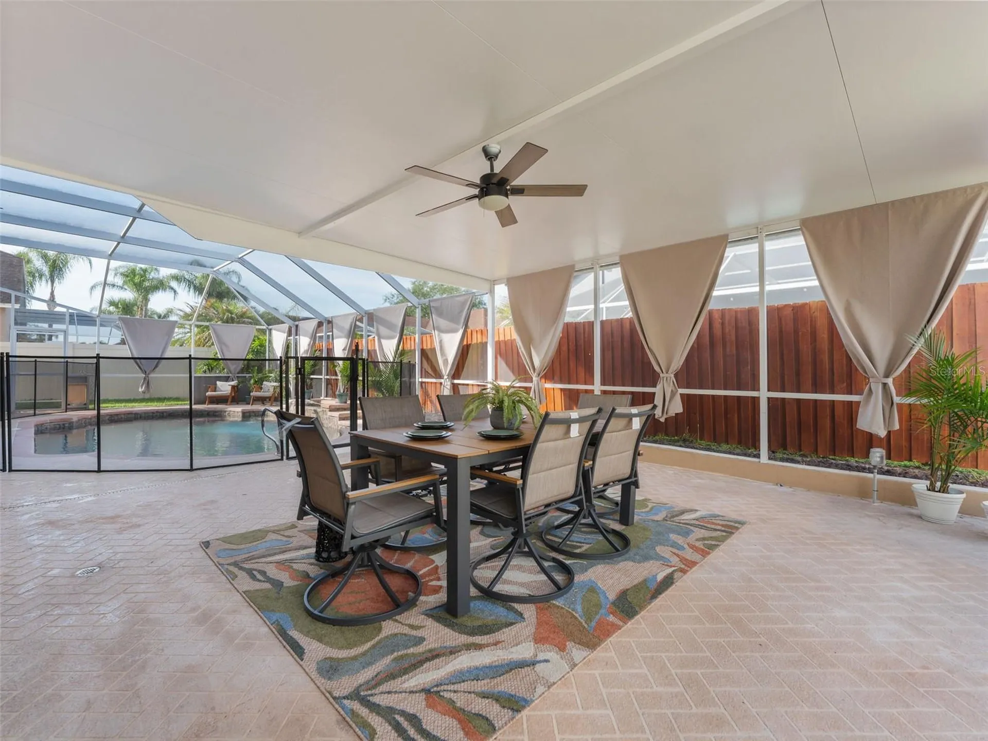 10017 Oxford Chapel Drive Tampa FL 33647
