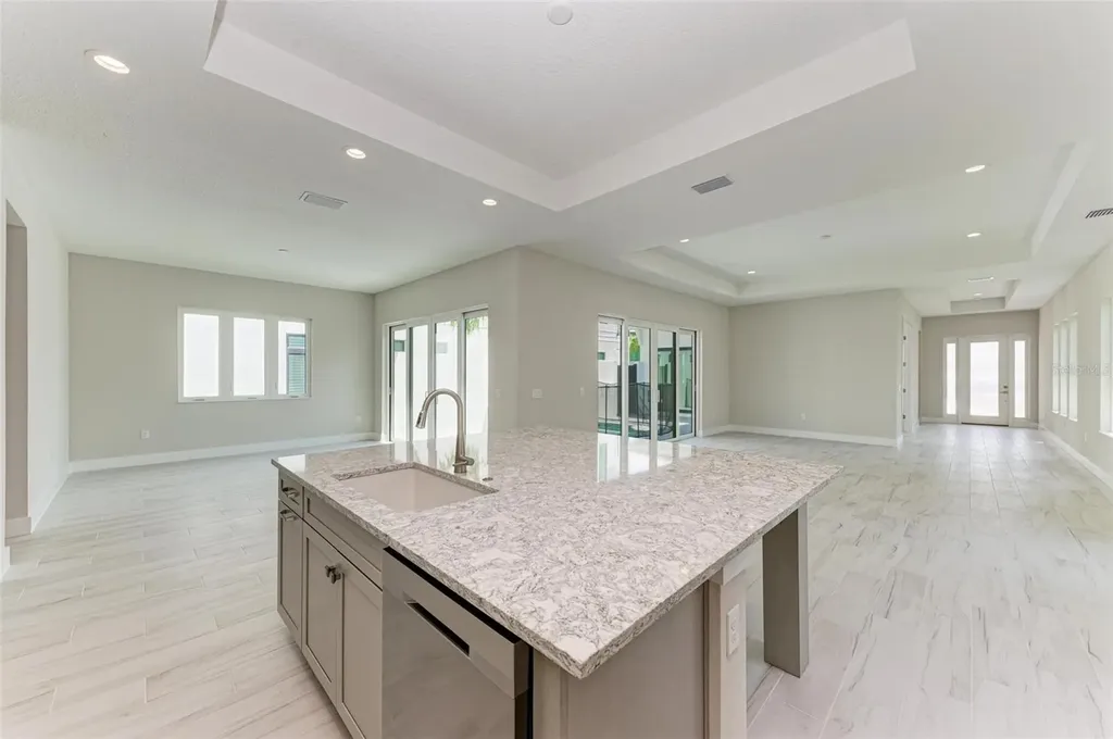 6028 Cat Claw Lane Bradenton FL 34210